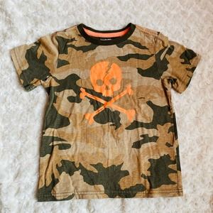 Sears Toughskins Boys Camo Skull & Crossbones Short Sleeve Tee Shirt Size 4T